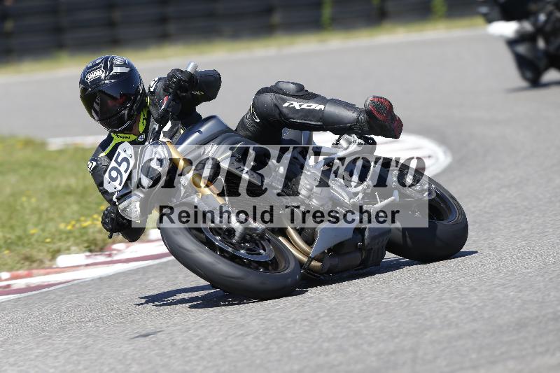 Archiv-2025/48 25.08.2025 Cornu Master School ADR/blau-bleu/95